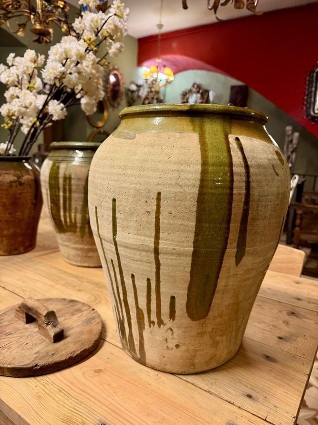 Jarra cerámica antigua vidriada verdes