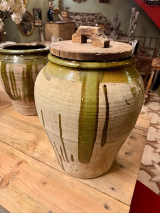Jarra cerámica antigua vidriada verdes
