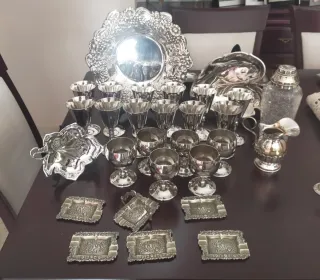 Juego copas licor, bandejas cóctel, ceniceros