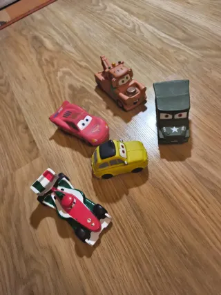 Coche de goma varios modelos