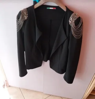 Giacca corta Cacharel con perline