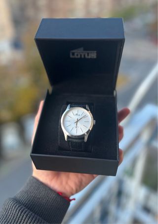 Reloj Lotus Quartz plateado – Muy buen estado