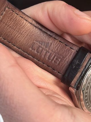 Reloj Lotus Quartz plateado – Muy buen estado