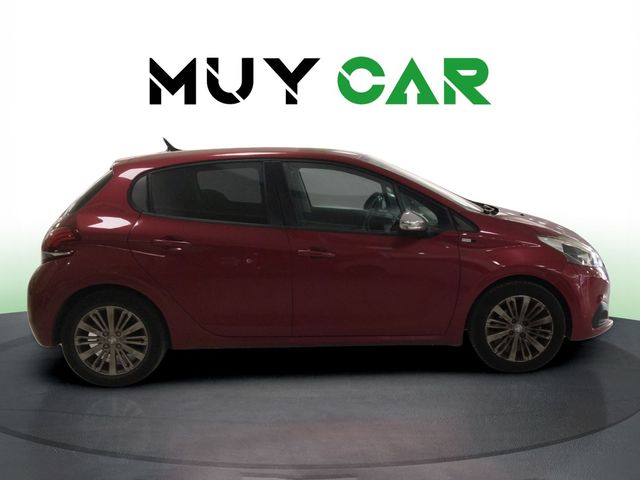 Peugeot 208 PureTech 82 Style 60 kW (82 CV)