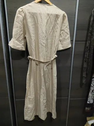 2 Vestidos sin estrenar beige y marrones con negro