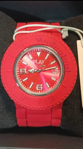 Reloj O.M.D. Rojo