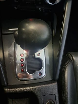 Audi A3 2.0TDI 140cv AUTOMÁTICO CON LEVAS