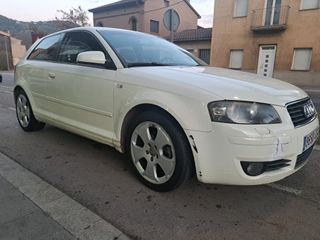 Audi A3 2.0TDI 140cv AUTOMÁTICO CON LEVAS