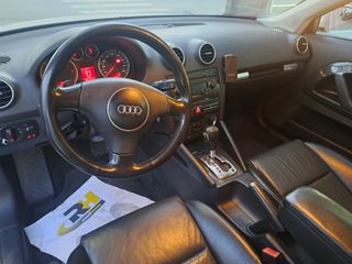 Audi A3 2.0TDI 140cv AUTOMÁTICO CON LEVAS