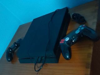 PS4 1TB + 2 Mandos + 7 Juegos