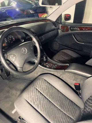 Mercedes-Benz  CLK 200k aut