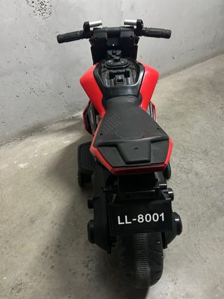 Moto Eléctrica Infantil Roja y Negra