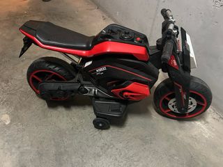 Moto Eléctrica Infantil Roja y Negra