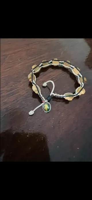 Bracciale religioso con medaglietta
