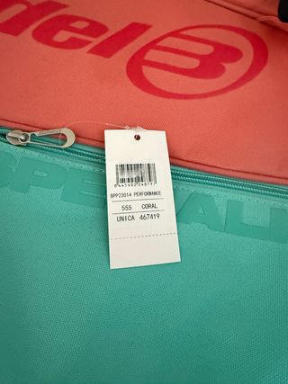 Paletero Bullpadel Flow Rosa y Turquesa