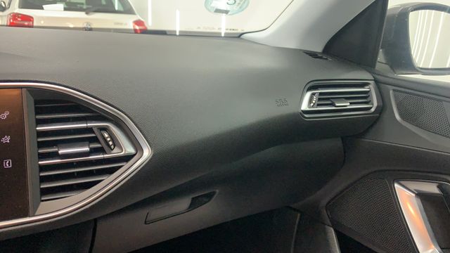 Peugeot 308 5p Style 1.2 PureTech 96KW 130CV SS