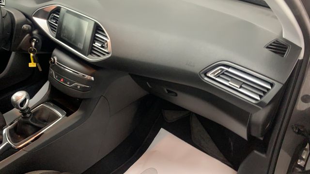 Peugeot 308 5p Style 1.2 PureTech 96KW 130CV SS