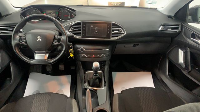 Peugeot 308 5p Style 1.2 PureTech 96KW 130CV SS