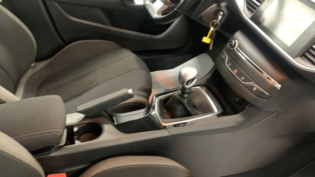 Peugeot 308 5p Style 1.2 PureTech 96KW 130CV SS