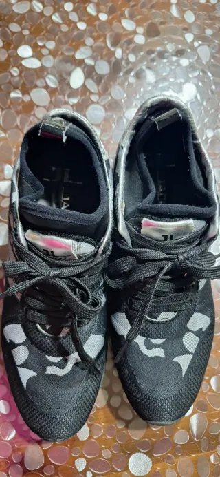 Sneakers camouflage nero grigio