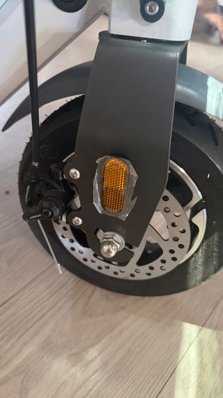 Patinete eléctrico, nuevo en su caja a estrenar