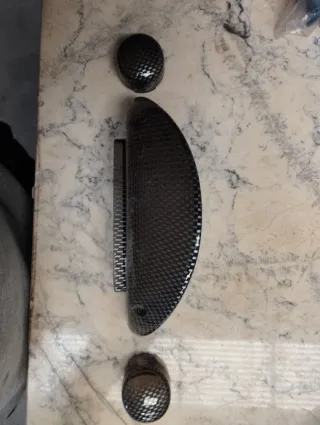 Tulipas Yamaha Aerox Carbono