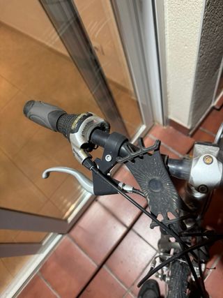 Bicicleta B'Twin seven Gris