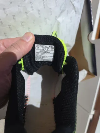 Zapatillas Fila Talla 40 Verde y Negro