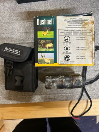 Telémetro Bushnell Yardage Pro