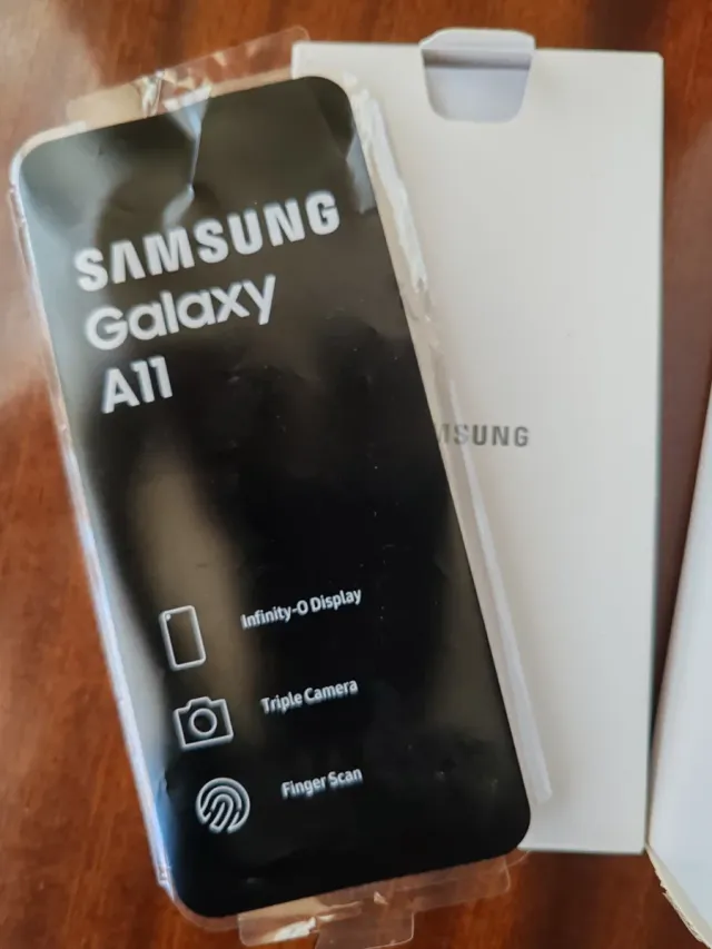 Samsung Galaxy A11 triple Camera