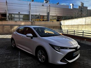 Toyota Corolla 1.8 125H BUSINESS