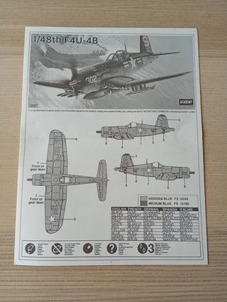 F4U-4B CORSAIR MAQUETA ACADEMY 1/48