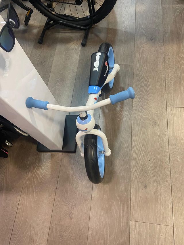 Bici de aprendizaje JD Bug 12 Trainer Bike