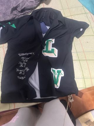 Camiseta Louis Vuitton Negra y Verde