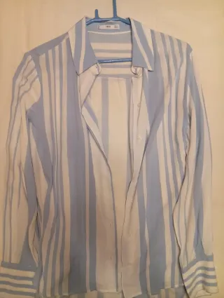 Camisa Rayas Azul y Blanca Talla M