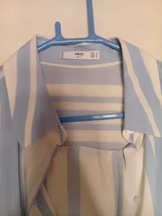 Camisa Rayas Azul y Blanca Talla M