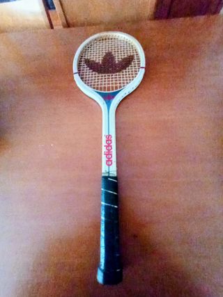 Raqueta de tenis vintage Adidas