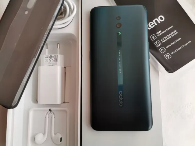 Oppo Reno de 256 +6 gb ram, Camera retráctil