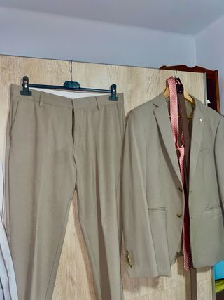 Traje Beige Completo