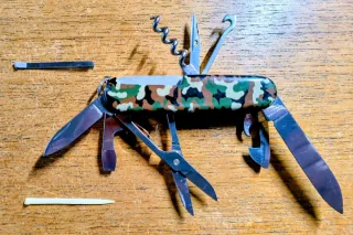 Coltellino Victorinox Huntsman Camouflage