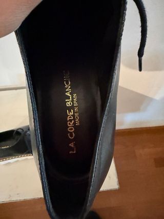 Zapatos negros de cordones con plataforma