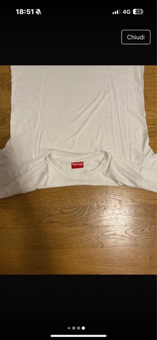 T-shirt Supreme bianca logo rosso