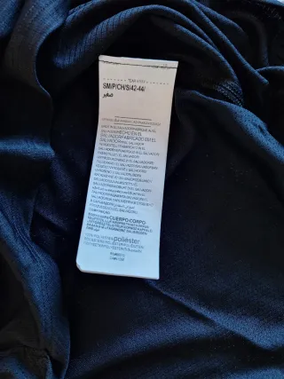 Camiseta Under Armour Talla S-M Negra