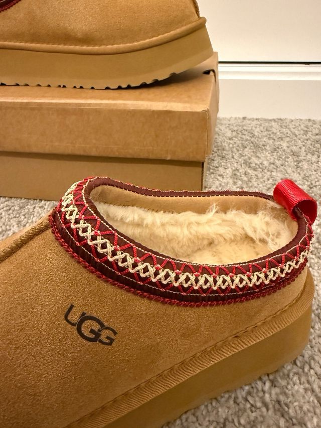 Ugg Tazz II Talla 40 Marrón