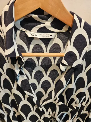 Vestido Zara estampado blanco y negro