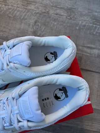 Zapatillas Nike Zoom Vomero 5 Blancas Talla 44.5