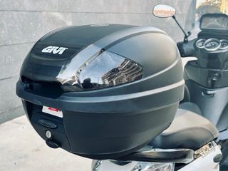 Piaggio Beverly 300
