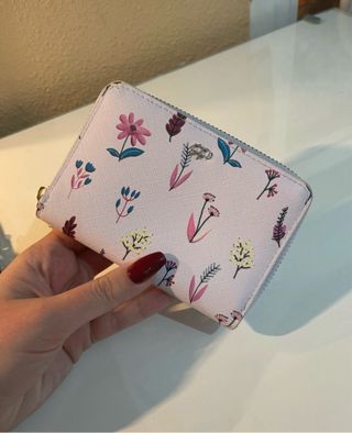 Monedero estampado flores