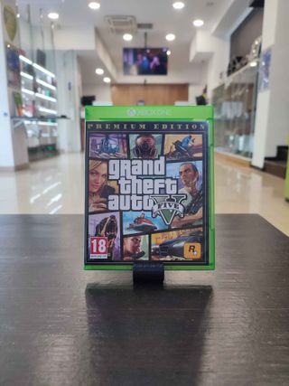 GTA V Premium Edition Xbox One Seminuevo