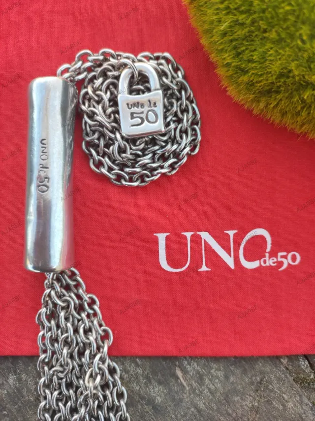 Collar Uno de 50